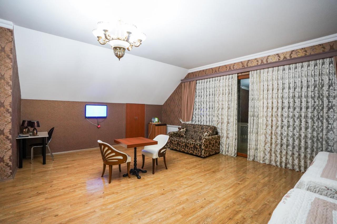 Natali Hotel Borjomi Exterior foto